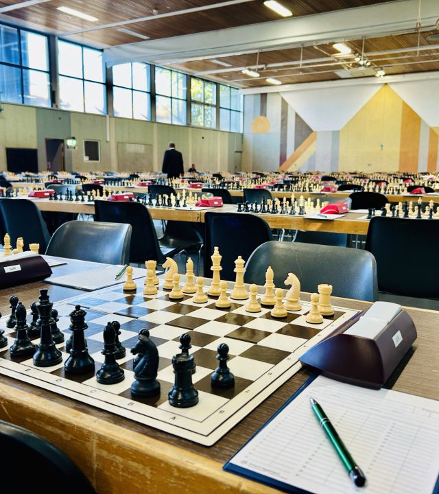 Blick in die Halle, in der das RLP Open 2025 ausgetragen wird.